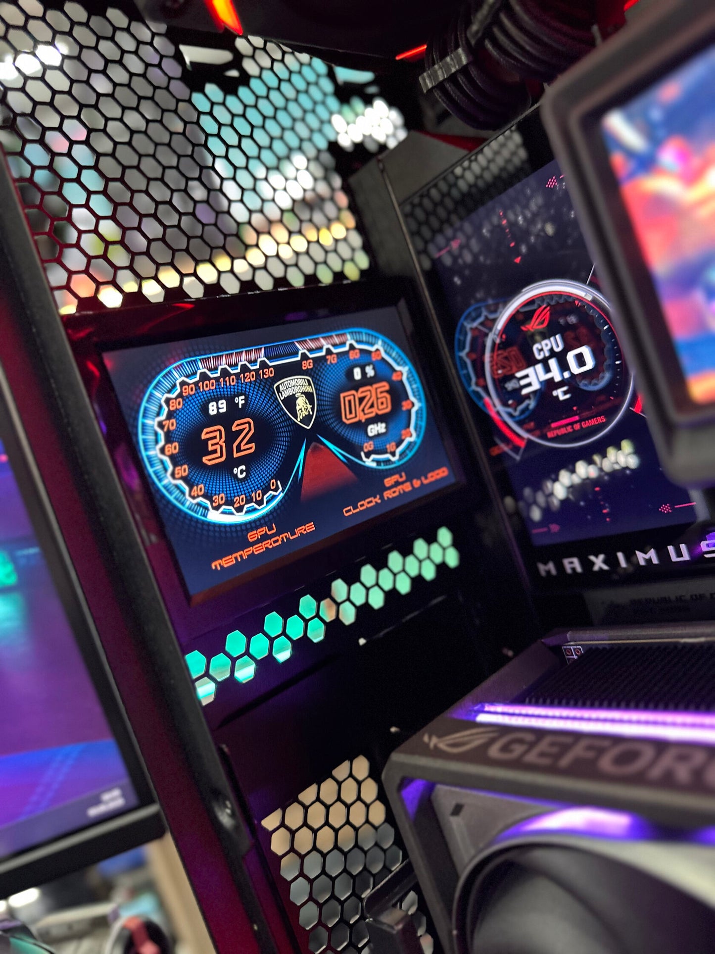 LAMBORGHINI INFERNO X ROG (SOLD OUT)