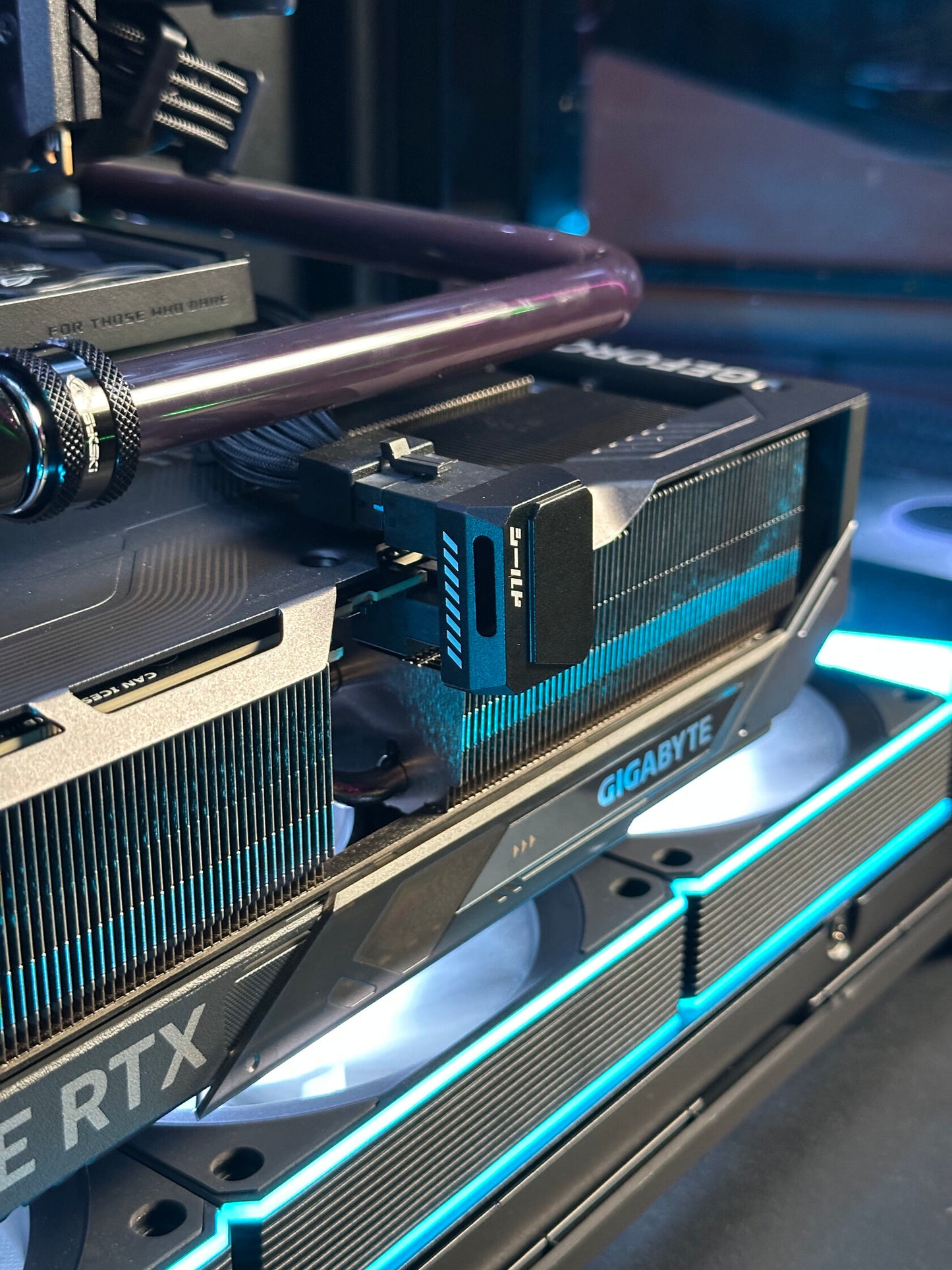 PLASMA STATION   (Black)