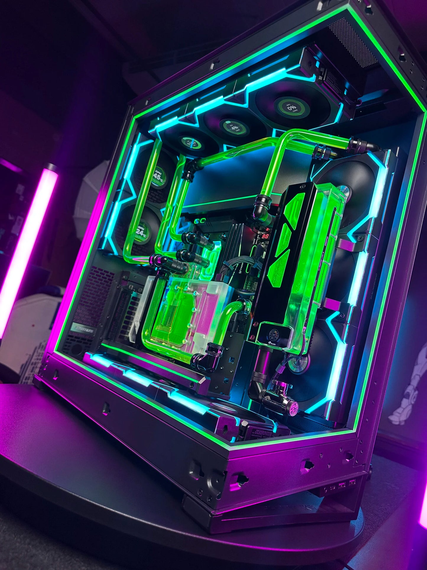 EMERALD DOMINATOR-PRIME